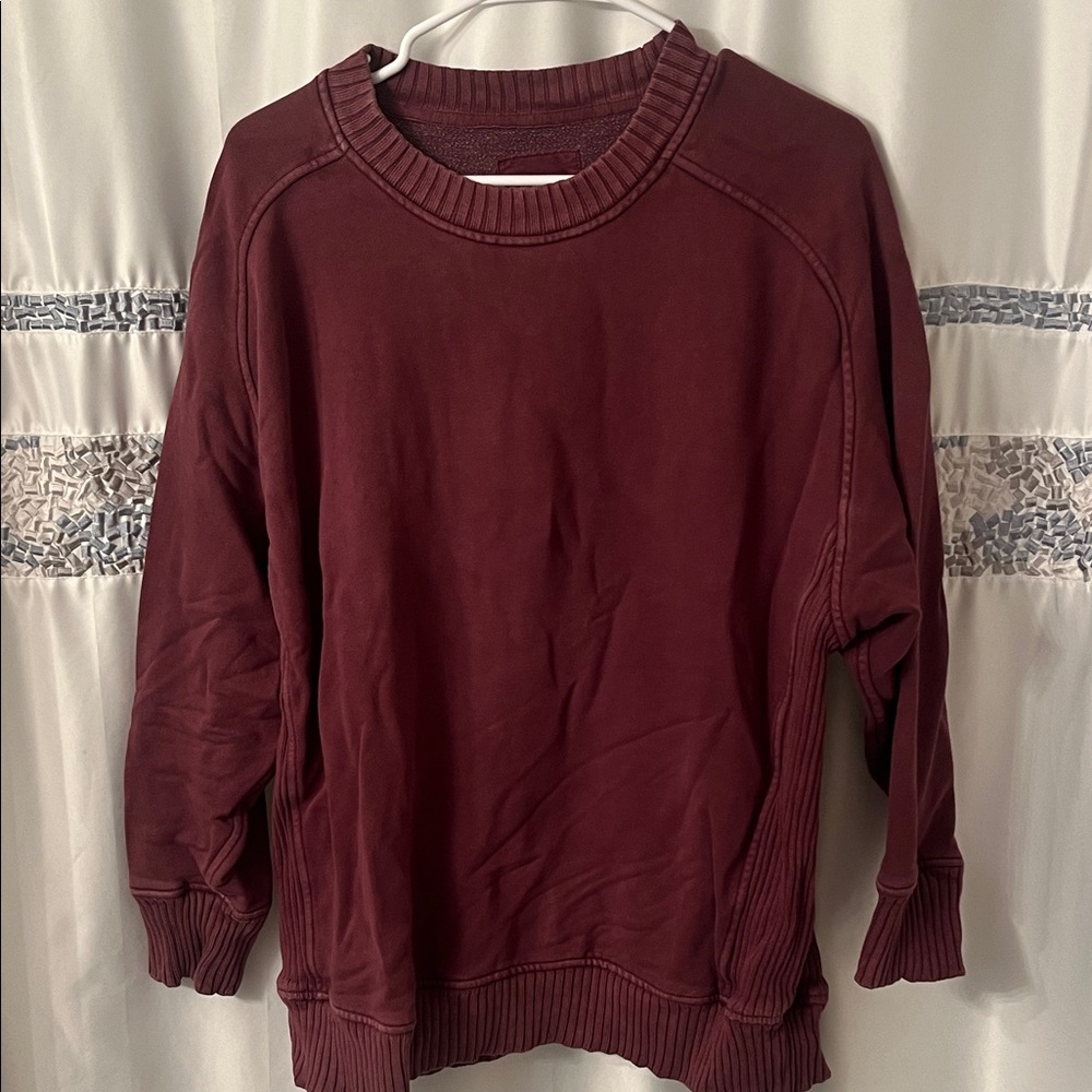 Aerie burgundy size M Crew Neck Sweatshirt